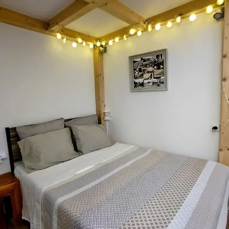 Daire Mimosa Duplex In Old Town, 200m To Nice