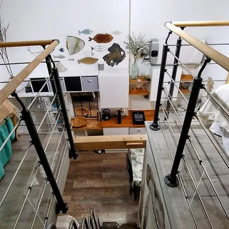 Daire Mimosa Duplex In Old Town, 200m To