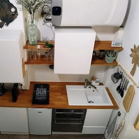 Daire Mimosa Duplex In Old Town, 200m To *